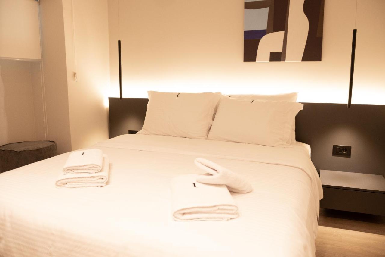 Taskou Luxury Suites テッサロニキ エクステリア 写真