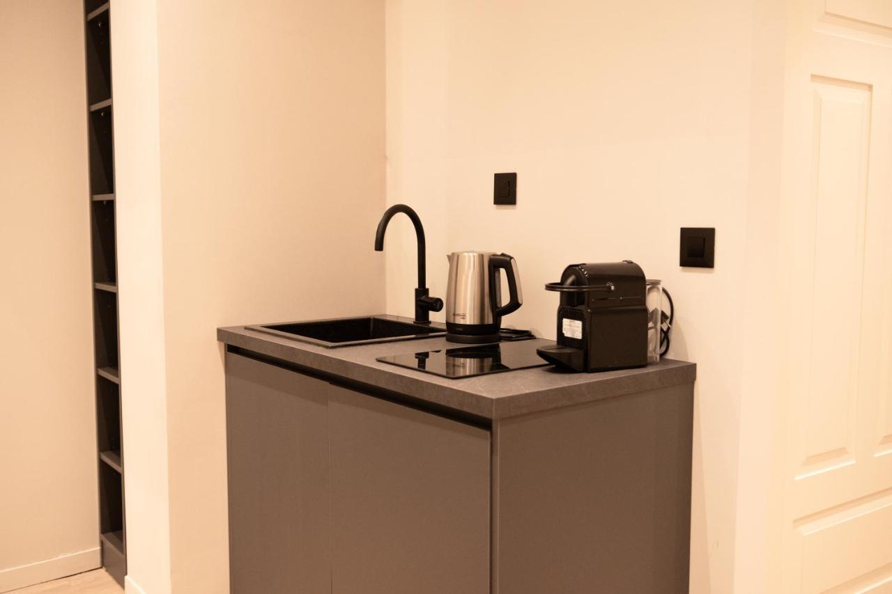 Taskou Luxury Suites テッサロニキ エクステリア 写真
