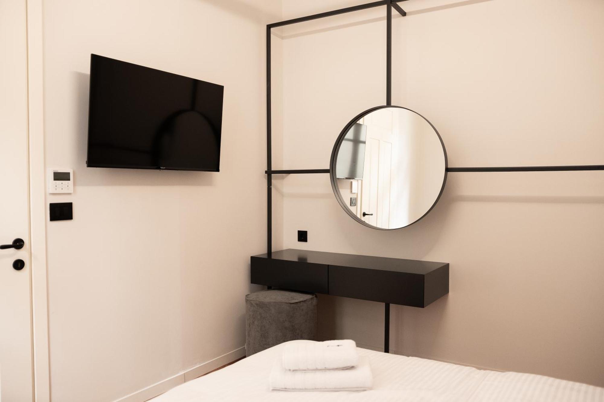Taskou Luxury Suites テッサロニキ エクステリア 写真