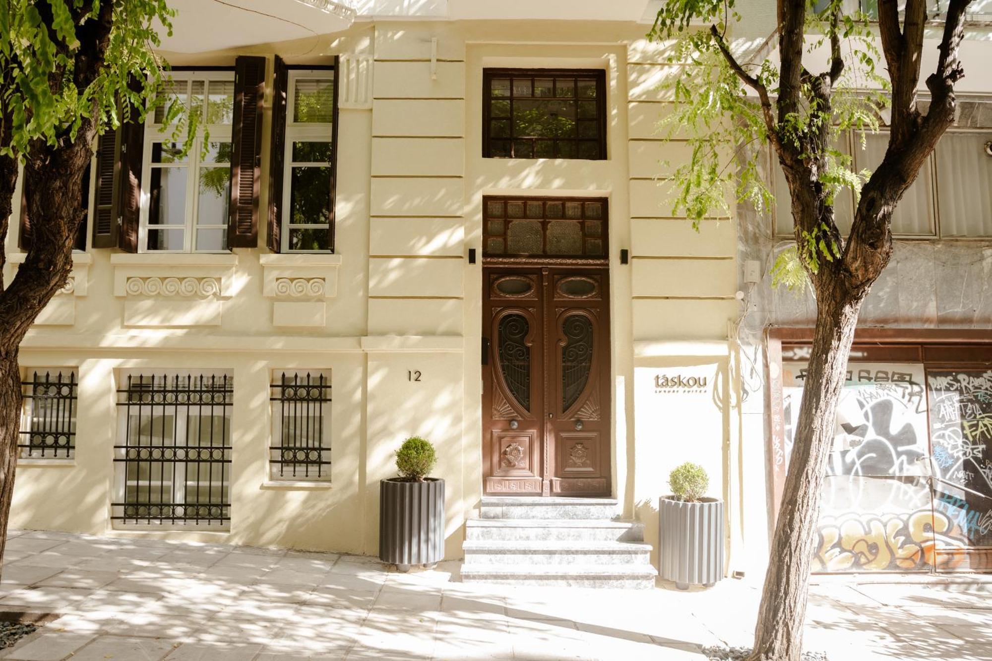 Taskou Luxury Suites テッサロニキ エクステリア 写真