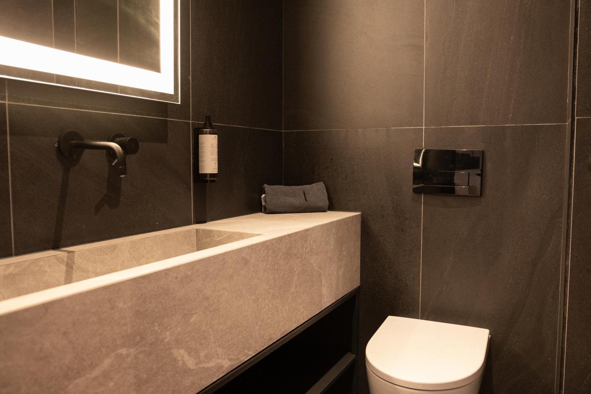 Taskou Luxury Suites テッサロニキ エクステリア 写真