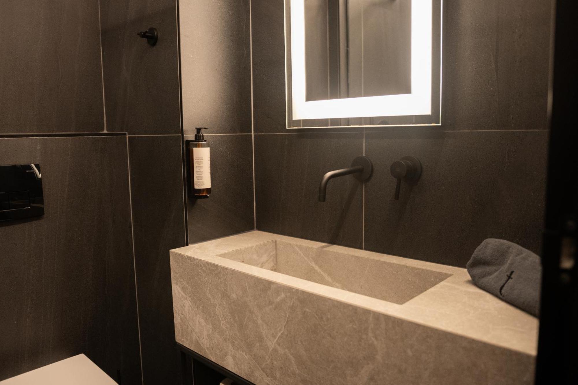 Taskou Luxury Suites テッサロニキ エクステリア 写真