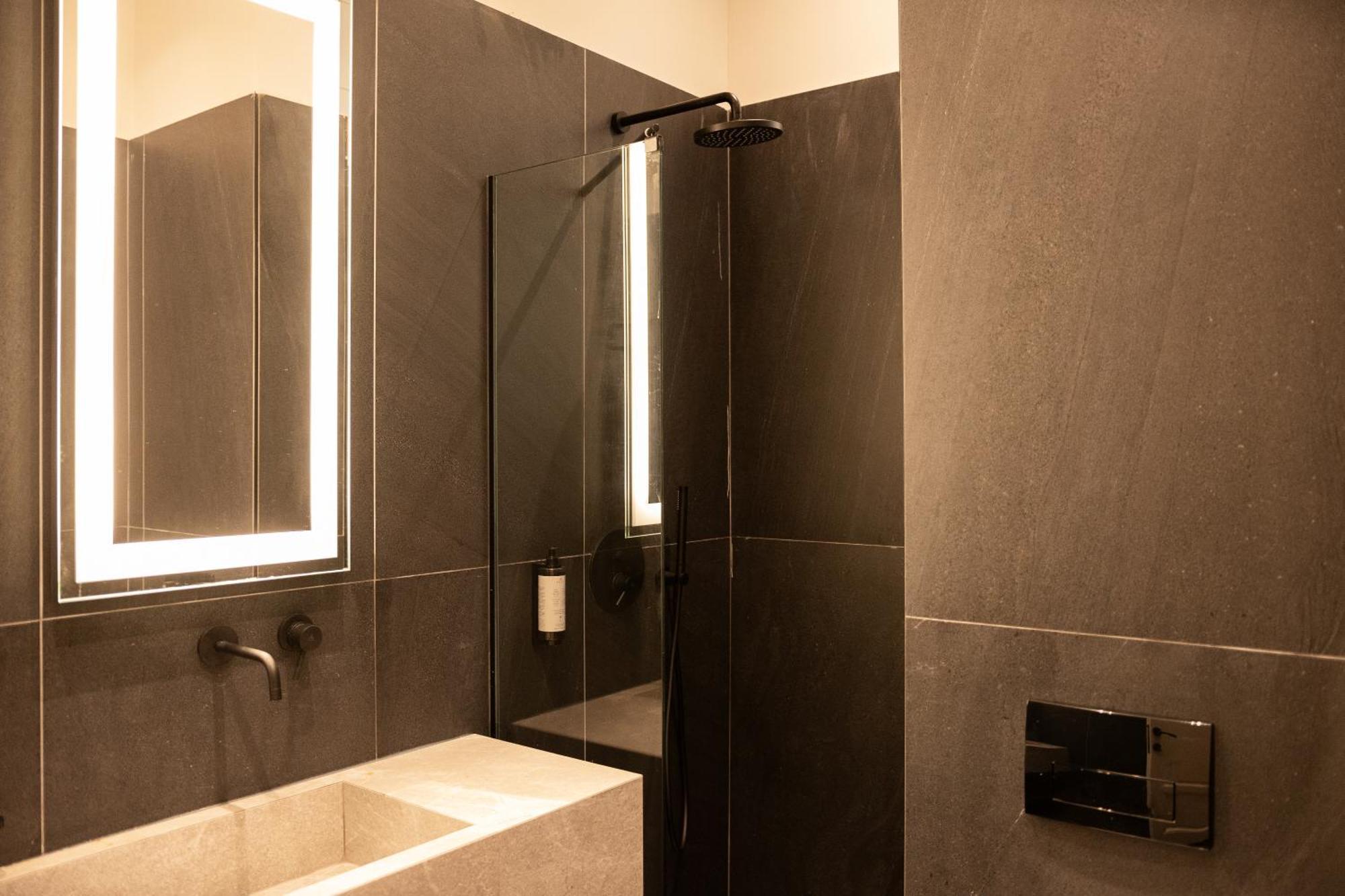 Taskou Luxury Suites テッサロニキ エクステリア 写真